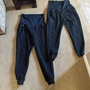 EUC Figs maternity jogger scrub pants